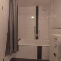 Bad-Dusche-WC